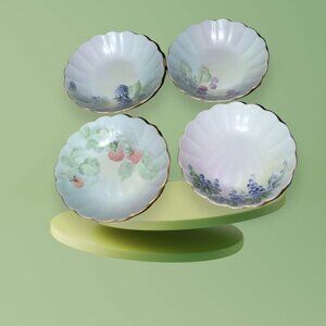 Beautiful Pastel Hand Painted Vintage Scalloped 5 1/8"  Fruit Plate Set By Fiske